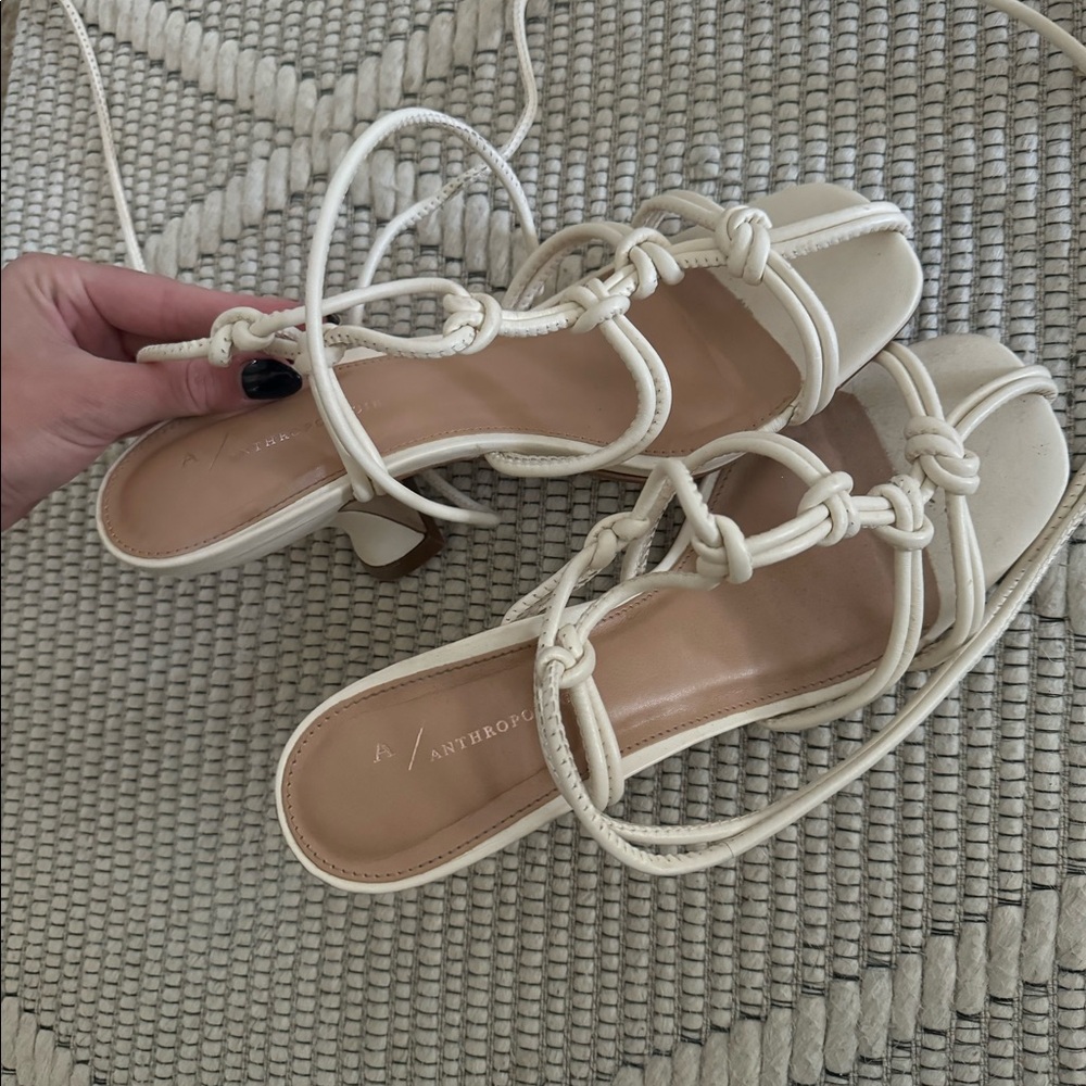 Size 7 Anthropologie kitten lace up heels